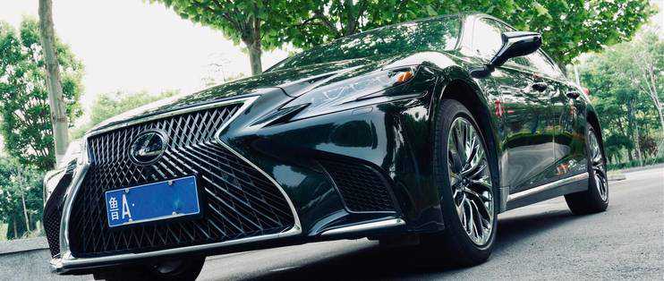 老发烧友九段品评雷克萨斯LS 顶级Mark Levinson®音响