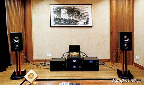 世界上首款励磁书架音箱：隐士音响ESD Acoustic熊猫Panda