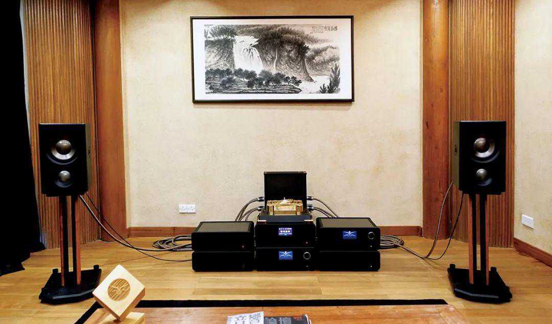 世界上首款励磁书架音箱：隐士音响ESD Acoustic熊猫Panda