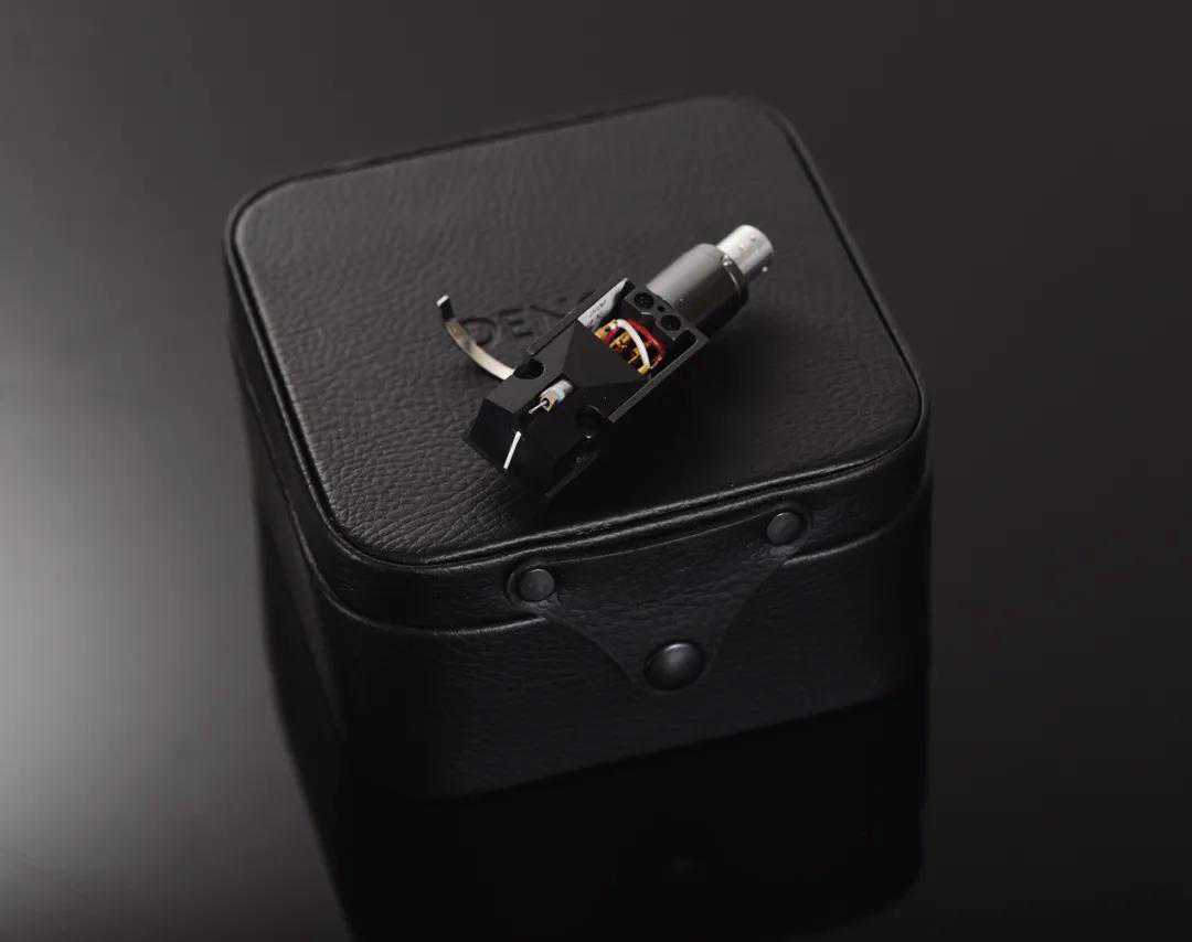 Denon 110周年限量纪念版音响组合