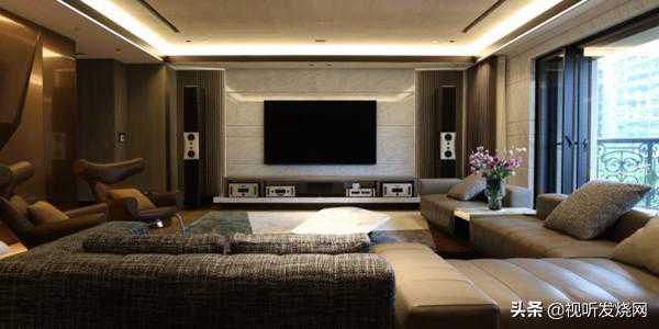 繁华中的音乐家居：HiFi主系统改造智控影院案例