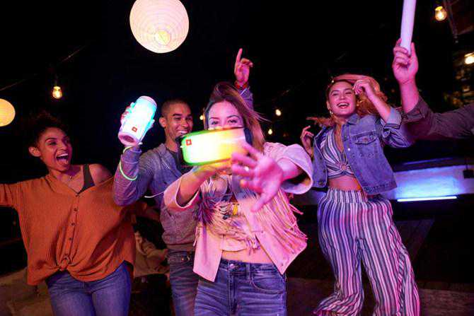 JBL PULSE4蓝牙音箱评测：随时挑动那颗想要脉动的心