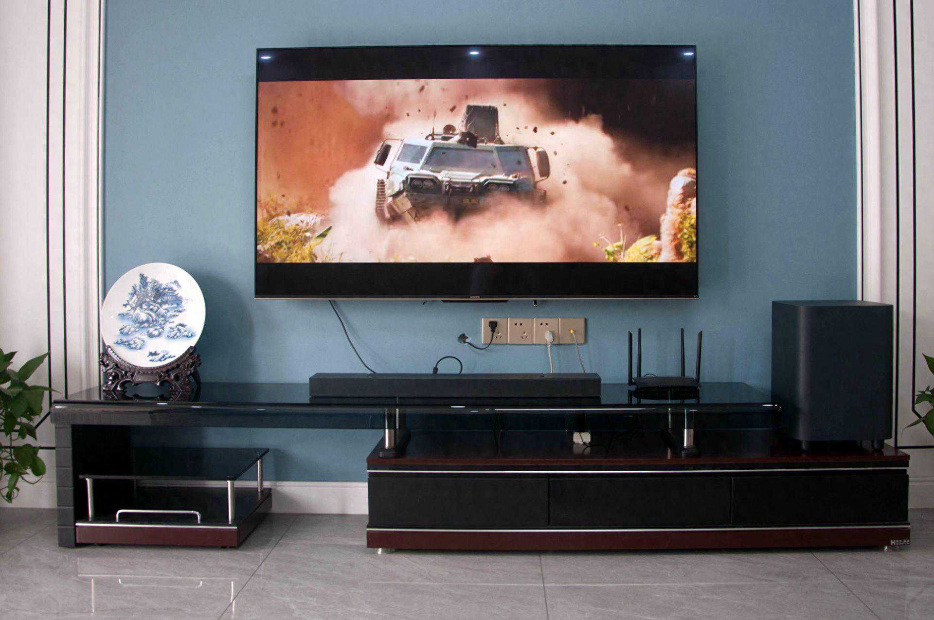 给老爸也安排了JBLBAR800真无线影霸，颜值音质效果棒棒的