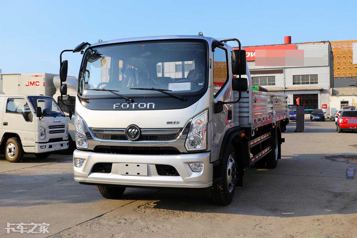 轻卡难上牌不如选5米2中卡，看看福田奥铃CTS怎么样？