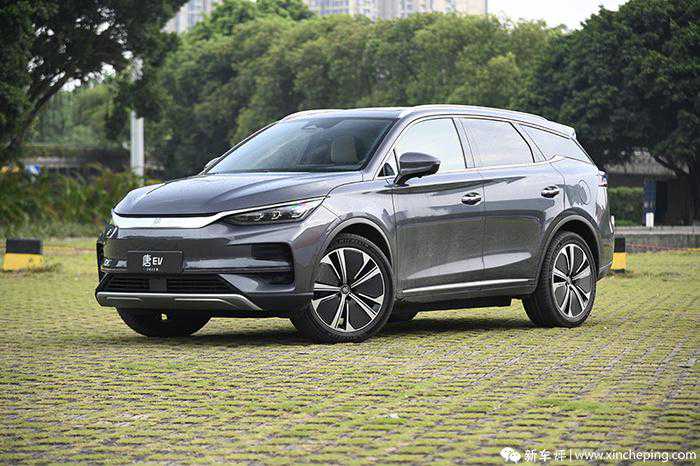 提供6座版，续航730km，2022款唐EV售27.98万起