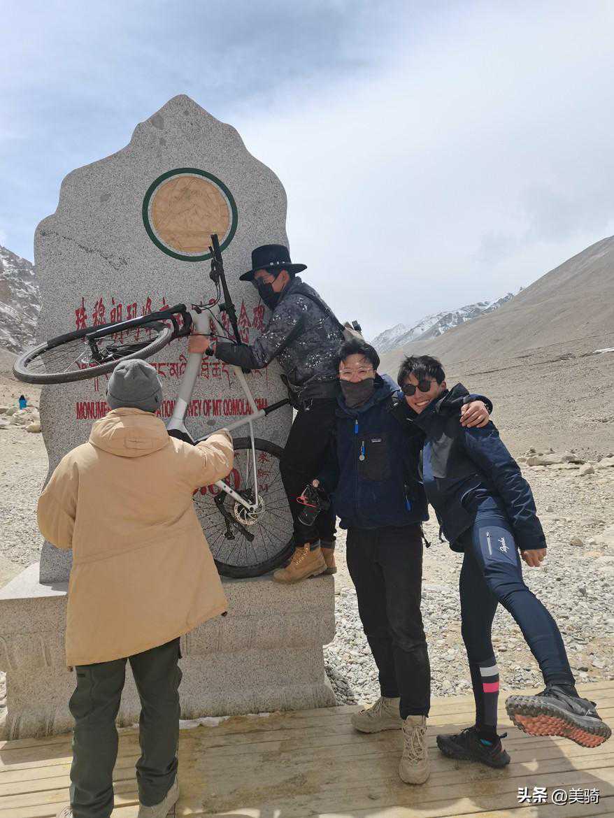 全能的“陆地巡洋舰”宇宙电动Revolver Model R评测