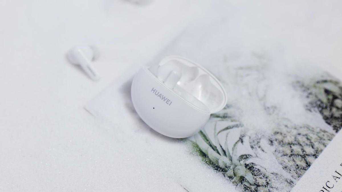 500元档唯一小金标TWS耳机华为FreeBuds 5i评测：音质好颜值好高