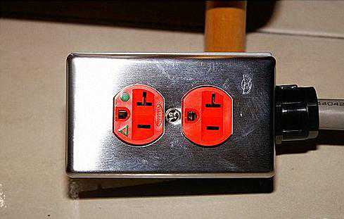 听音响有没有想过拉电源专线，声音果然有提升，低投入大回报