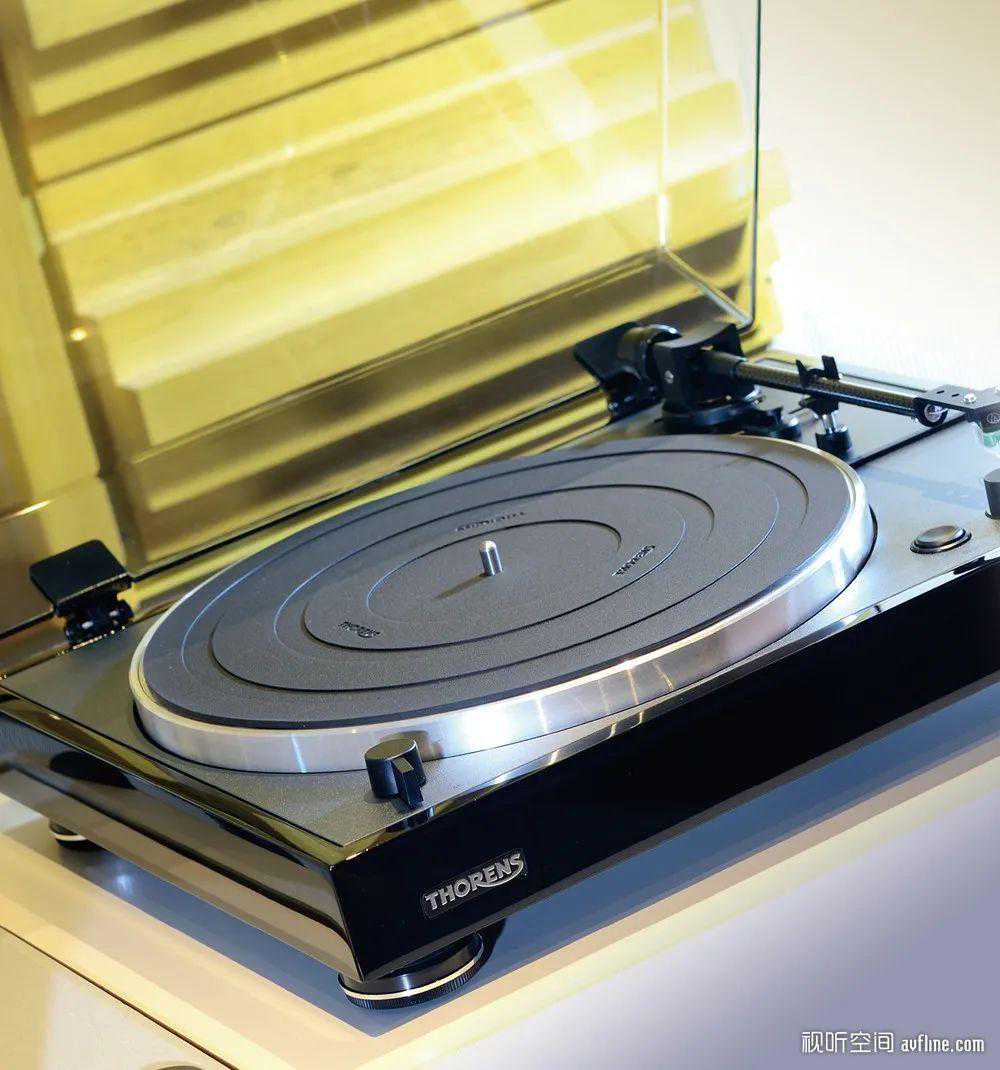 让入门玩家也能享受黑胶的乐趣：THORENS 多能仕 TD 102 A全自动唱盘