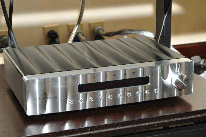 旗舰级分体式供电前级：Jeff Rowland Corus（文/Winson Ng）