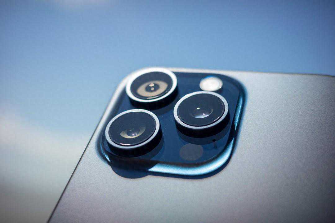 深度使用一个月，iPhone的拍照还能打吗？iPhone 15 PM影像深度评测