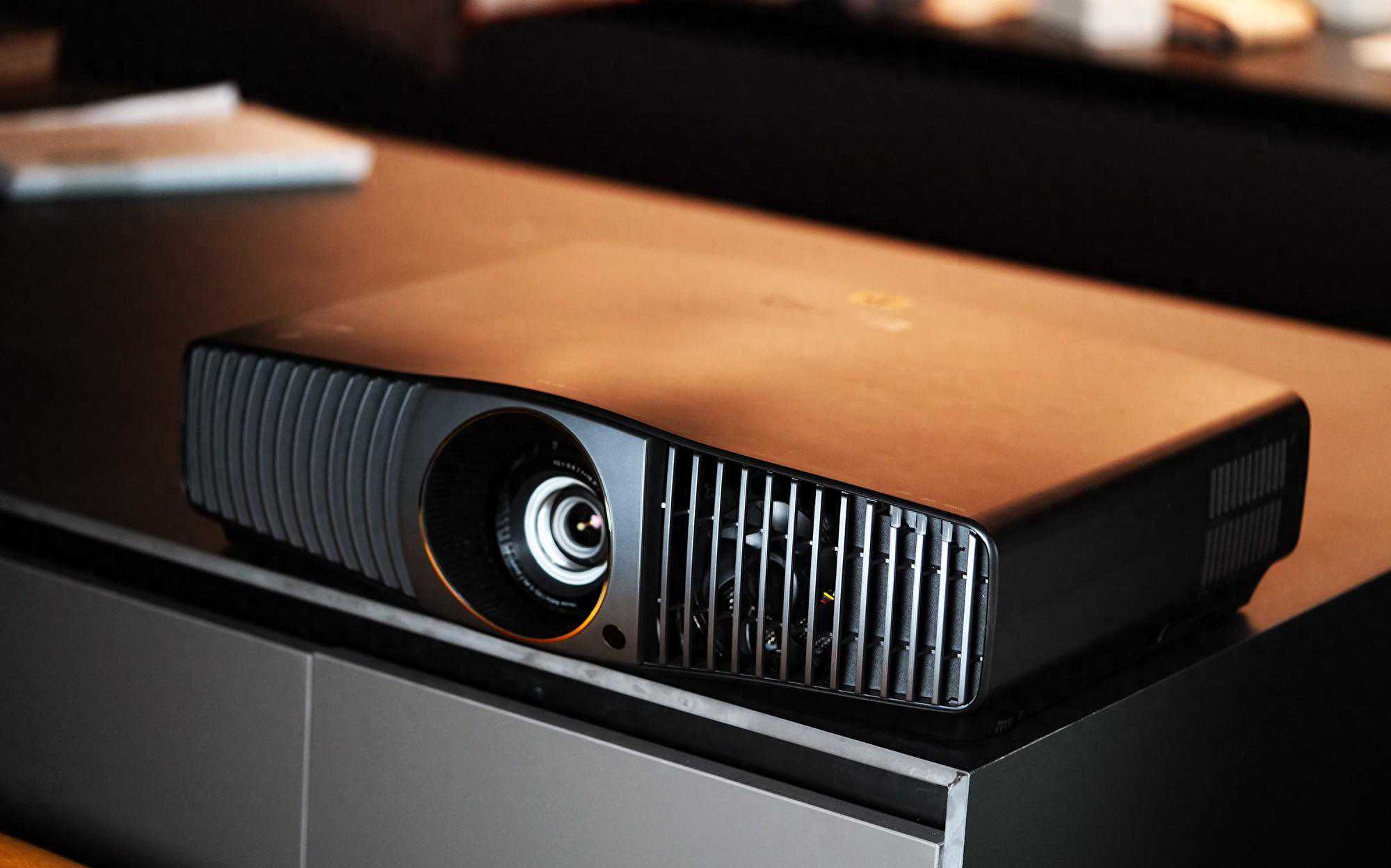 点菜来了！2024年评测两年前上市的索尼XW5000是什么感觉？