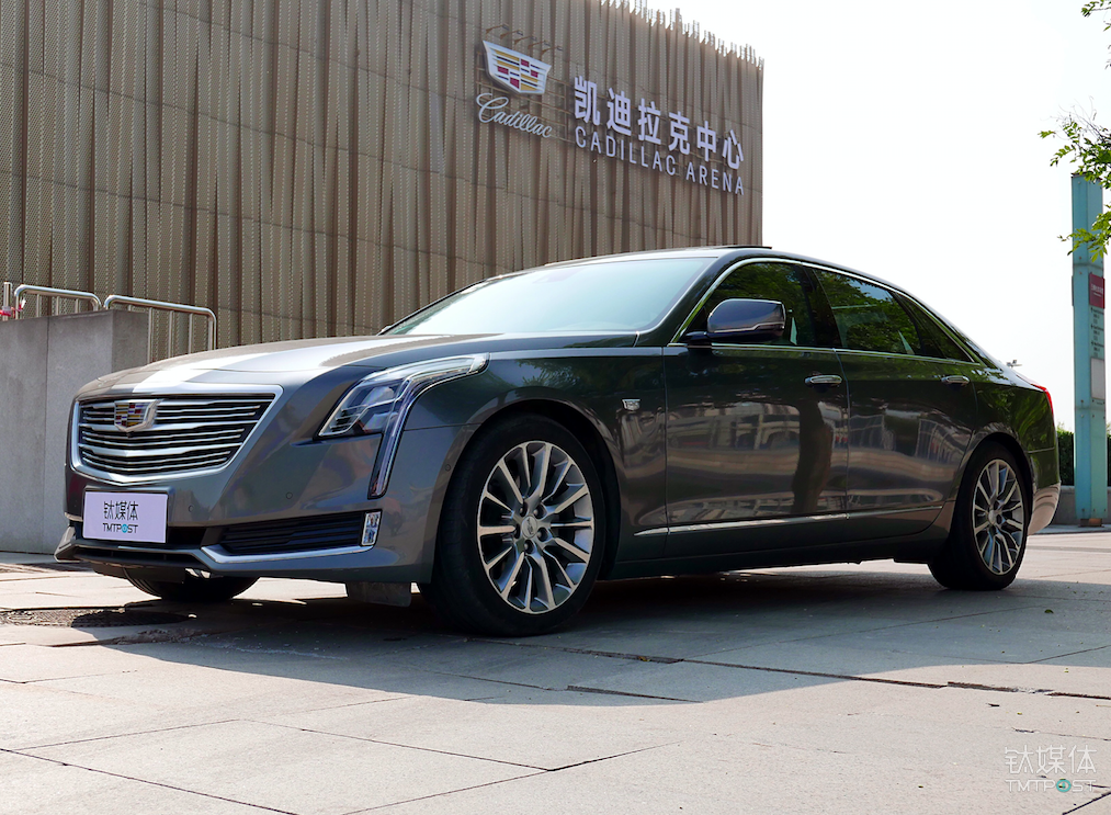 试驾凯迪拉克CT6铂金版：全身科技武装，冲击BBA组合的扛鼎之作