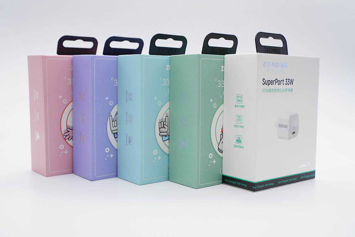 不仅可以充iPhone 13，还能充笔电，征拓超迷你33W小宝石快充拆解