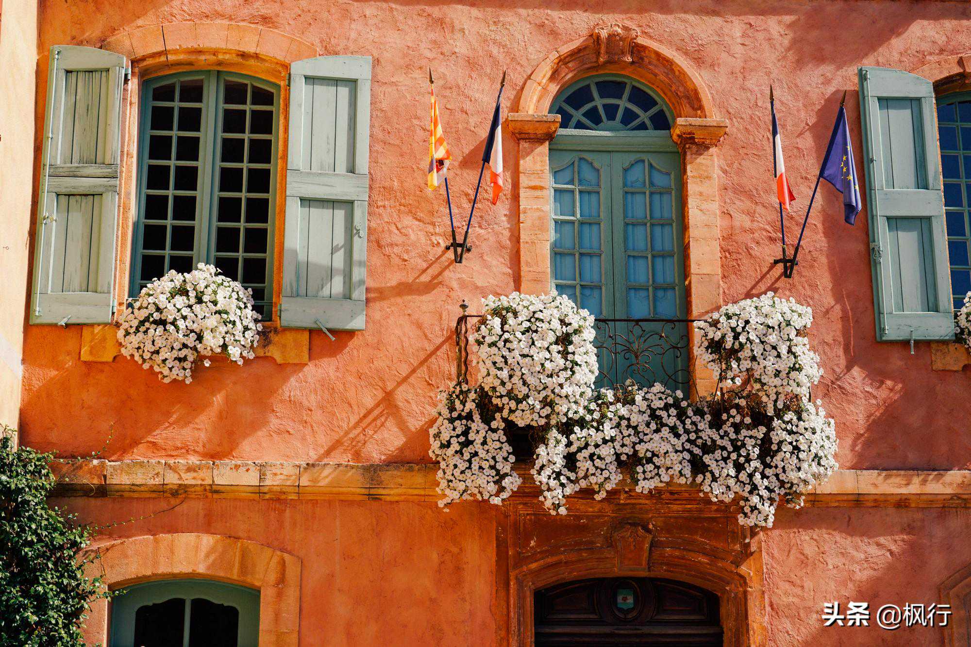 谁说法国只有巴黎？南部这九个小镇，代表了你不知道的浪漫法国