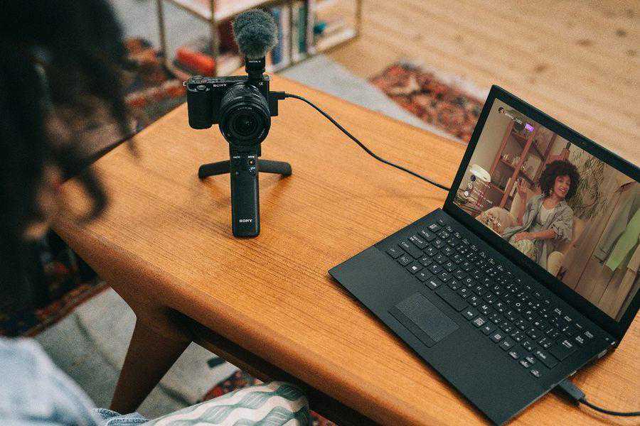 赋能创作者 索尼发布新款Vlog微单相机ZV- E10