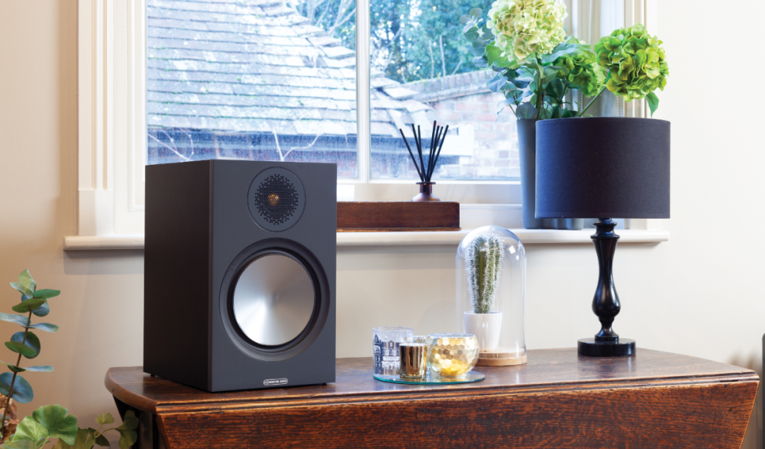 真正兼顾音乐和电影，Monitor Audio Bronze 100书架式扬声器