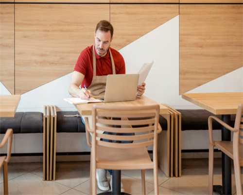 Dior“New Look新风貌”时尚革命