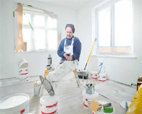 倍思科技取得一种大功率的车载拓展坞专利，能降低电路板热量累积而过载的风险