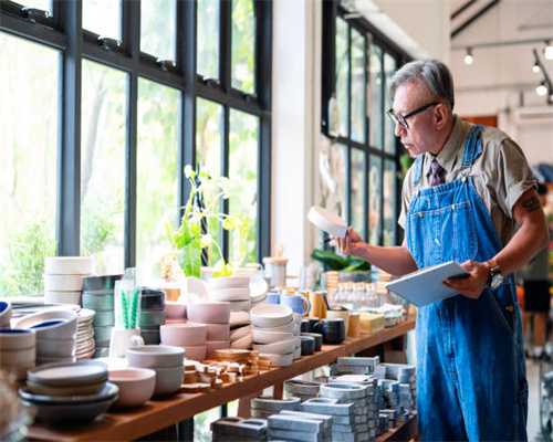 全新三星S85F OLED电视登场 AI加持实现音画质飞跃提升